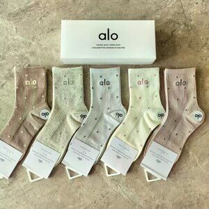 A12 New ALO Yoga Women's Light Pastel Half-Crew Socks 5-Pack